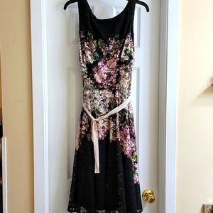 Danny and Nicole Floral Lace Dress